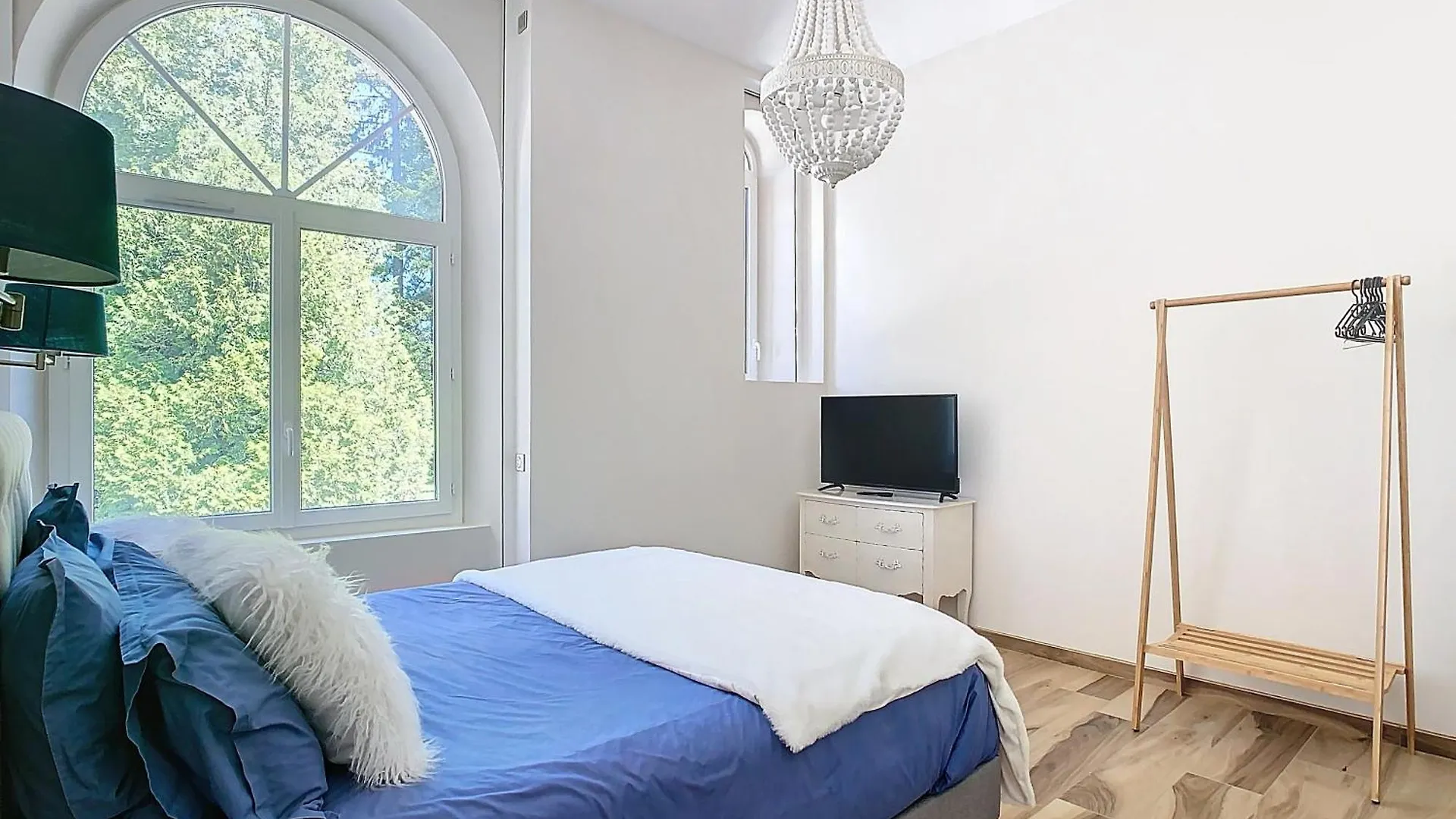 Apartment Villa Bagatelle Saint-Laurent-du-Pont France