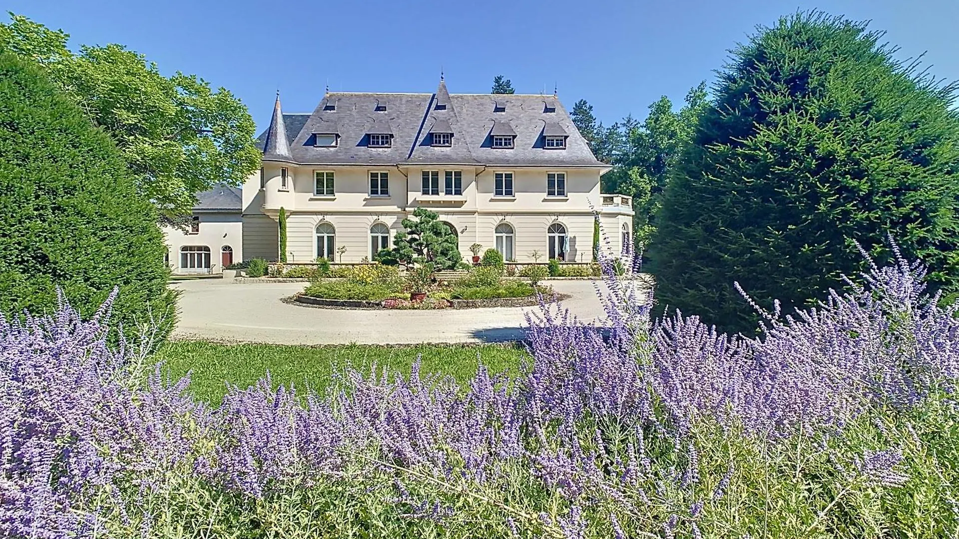 Villa Bagatelle Saint-Laurent-du-Pont Apartment